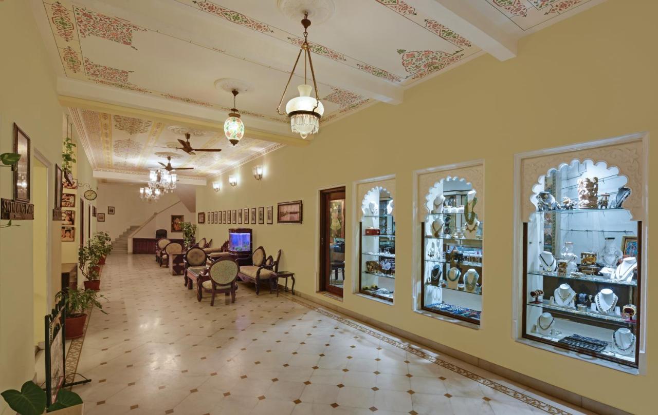 Swaroop Vilas - Lake Facing Boutique Hotel Udajpur Zewnętrze zdjęcie